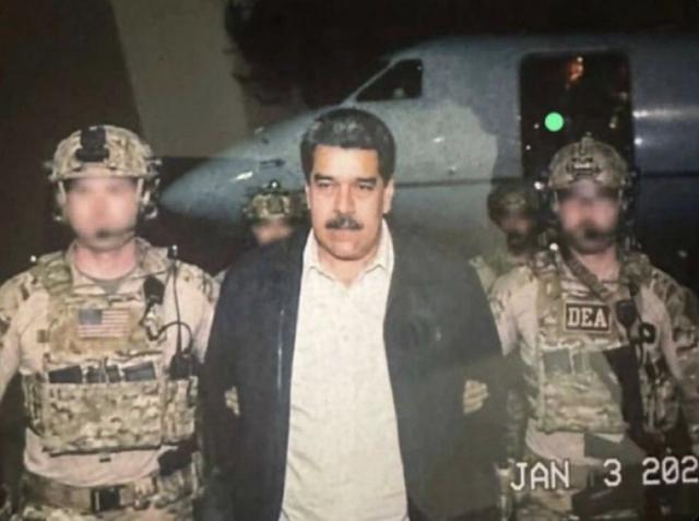 베네수엘라에서 체포되어오는 마두로